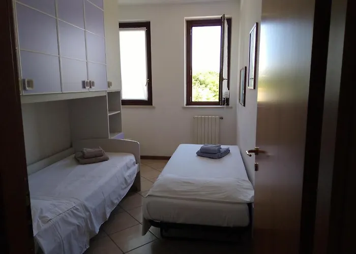 Flat Garda كافالكاسيل